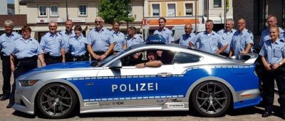 Polizei-Sportwagen