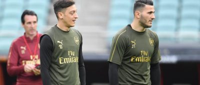 Mesut Özil Sead Kolasinac Unai Emery FC Arsenal