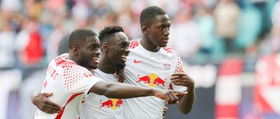 RB Leipzig - VfL Wolfsburg Dayot Upamecano, Jean-Kevin Augustin und Ibrahima Konate