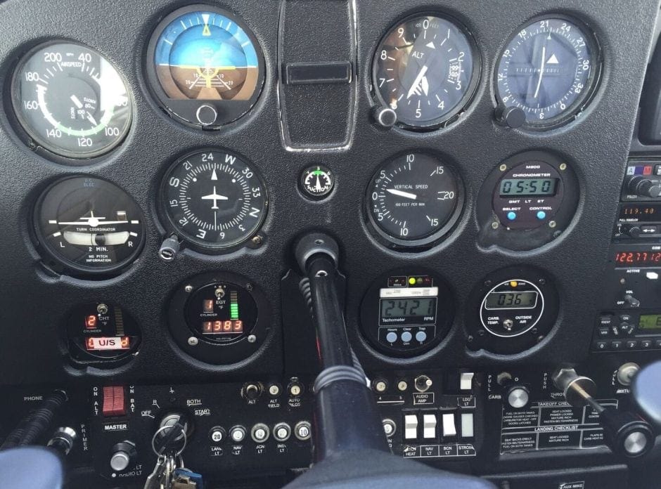 Cockpit Cessna