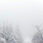 Schnee und Frost auf dem Fichtelberg