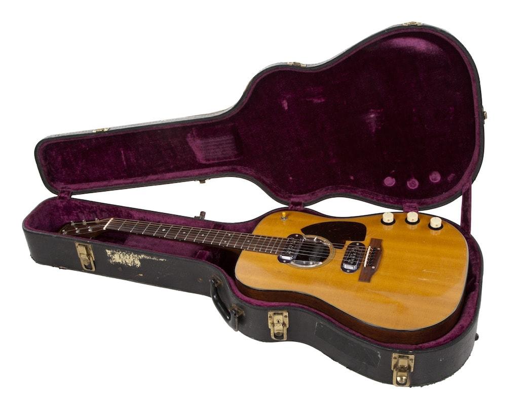 Kurt Cobain Gitarre MTV Unplugged Auktion
