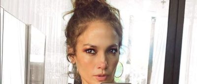 Jennifer Lopez Selfie Gym