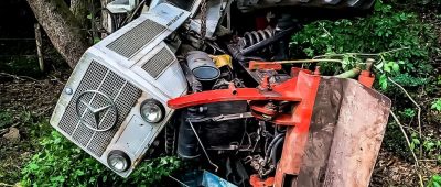Traktor Unfall Böschung Trecker