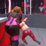 WWE Aktion geht schief Kairi Sane und Nia Jax