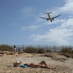 Mallorca Strand Urlaub Flugzeug