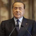 Italiens Ex-Regierungschef silvio Berlusconi positiv auf Corona getestet