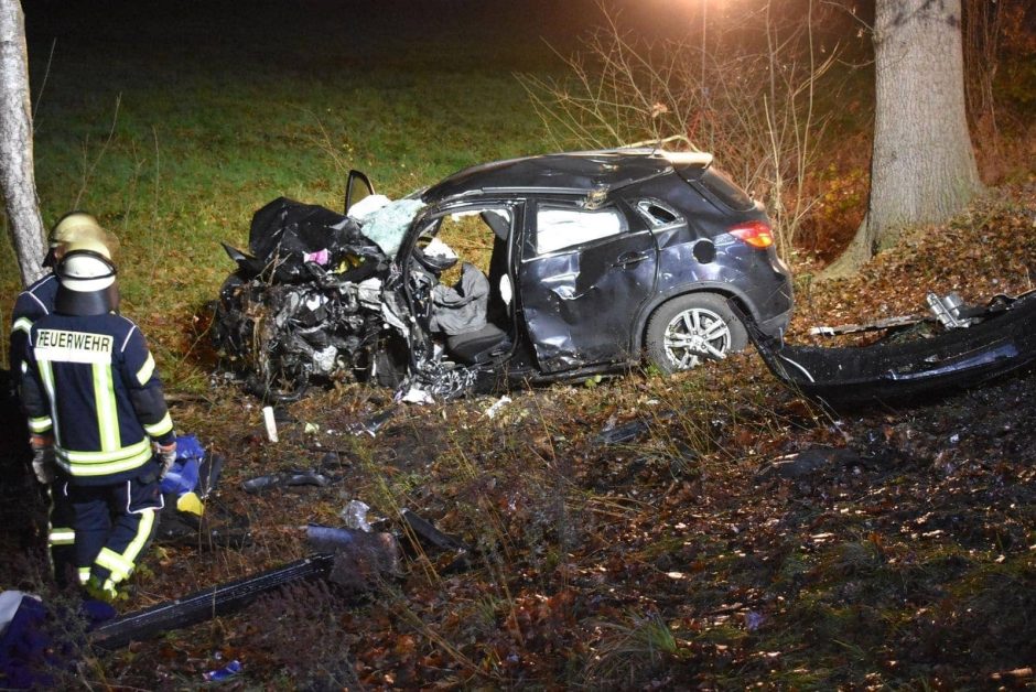Autofahrer stirbt bei schwerem Unfall nahe Gifhorn
