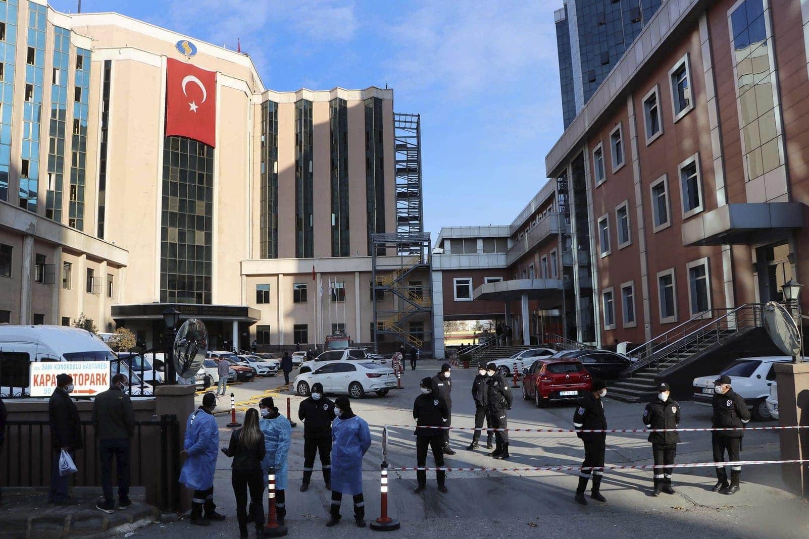 Türkei: Explosion in Klinik - neun Corona-Patienten ...