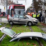 Autofahrer nach Unfall mit Straßenbahn verletzt