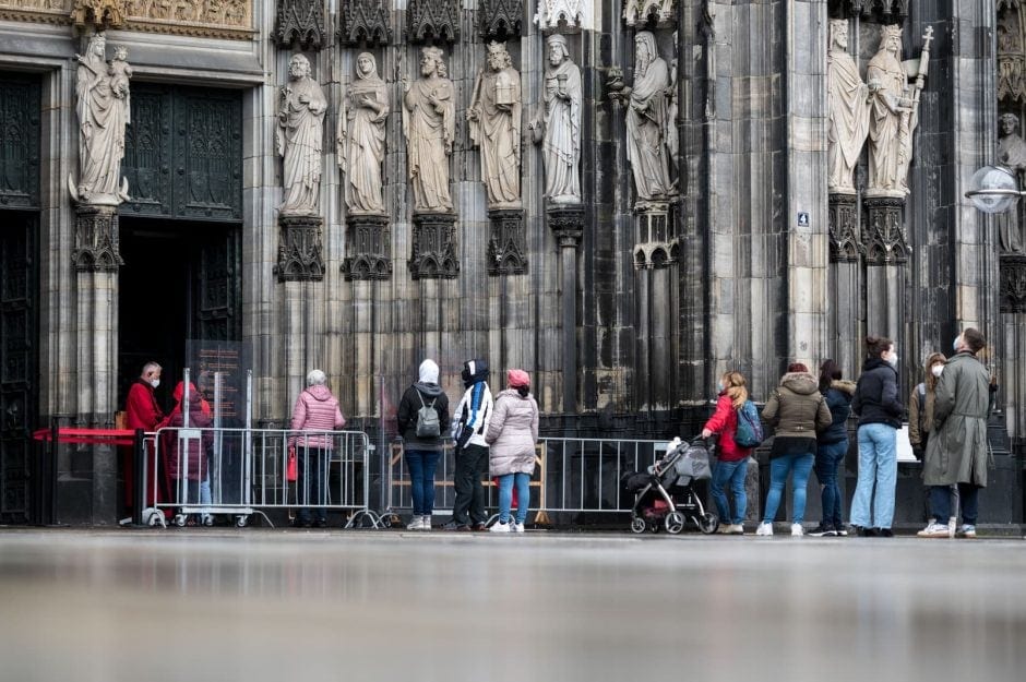 Kölner Dom öffnet wieder für Besucher