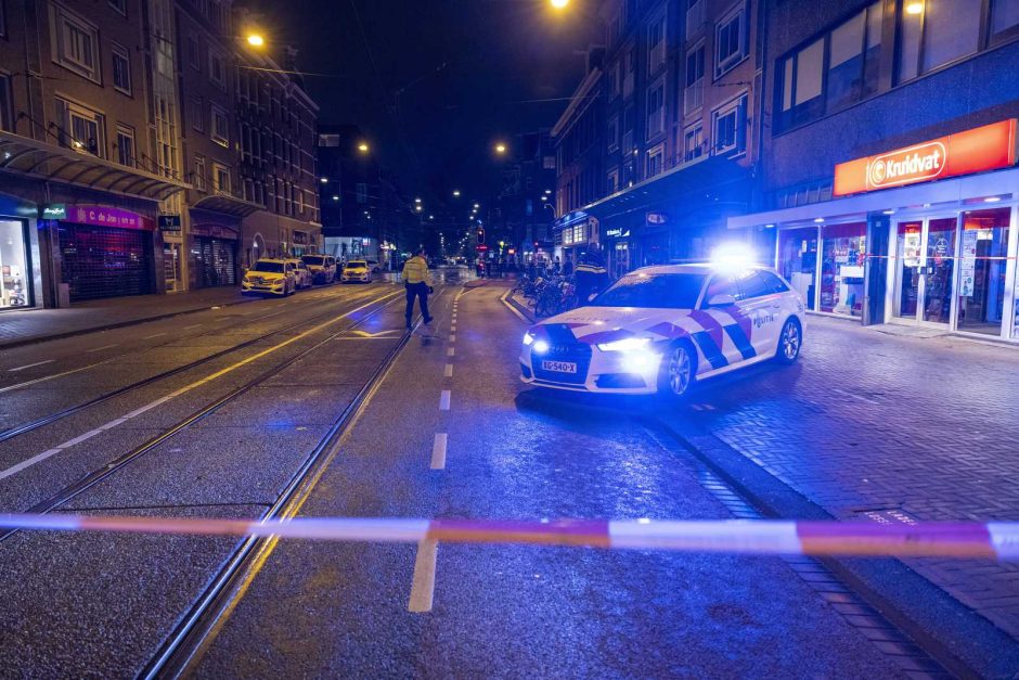 Fünf Menschen in Amsterdam niedergestochen
