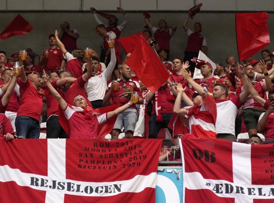 EM 2021 Wales Dänemark Fans