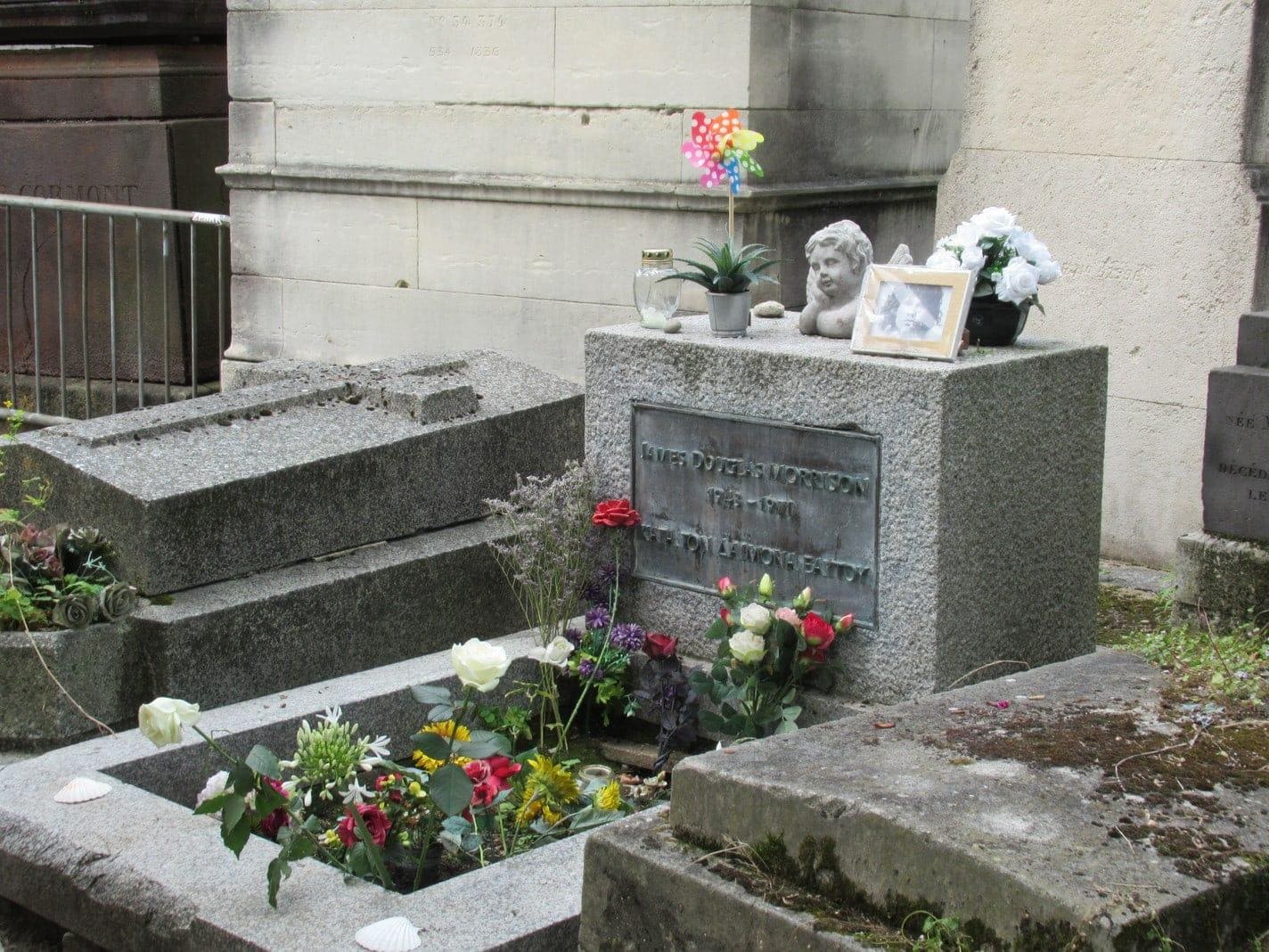 Jim Morrison starb vor 50 Jahren - Das Grab