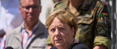 Nach dem Unwetter in Rheinland-Pfalz Angela Merkel Schuld