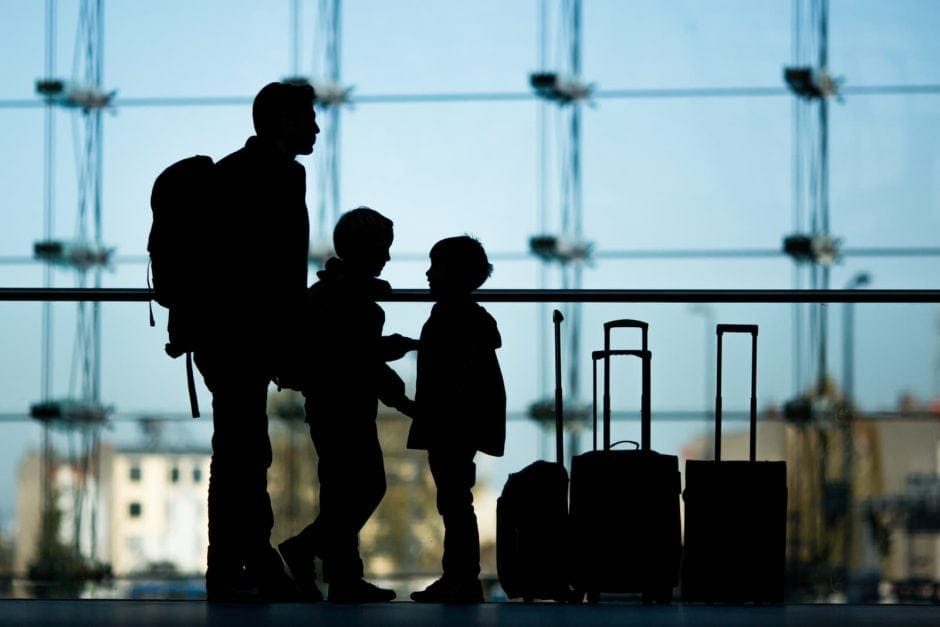 Flughafen Vater Kinder Urlaub