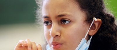 Lolli-Tests beginnen in allen Grund- und Förderschulen in NRW
