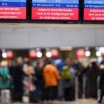 Flughafen Düsseldorf Warnstreik Anzeige