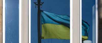 Ukraine-Flagge Krieg