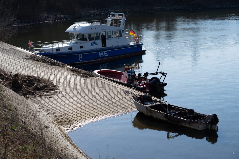 Siebenjähriges Mädchen stirbt bei Bootsbrand in Wiesbaden
