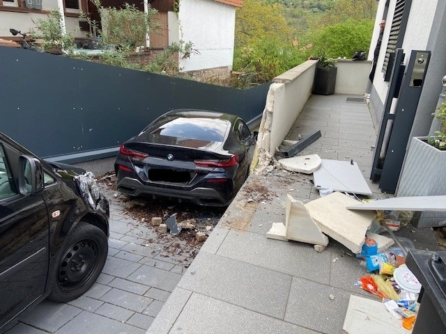 Neustadt/Weinstraße BMW Unfall Gas Bremse