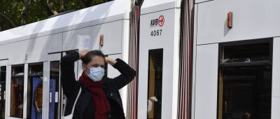 Coronavirus Maskenpflicht im Öffentlichen Nahverkehr Bahn Köln KVB