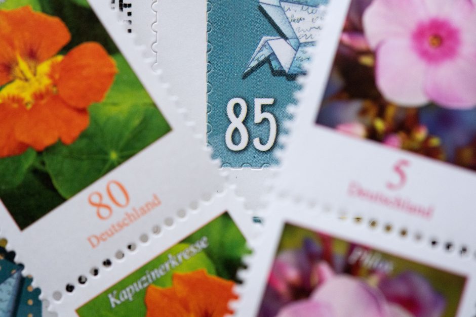 Briefmarken Aufdruck Deutschland
