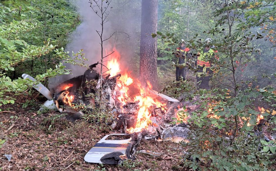 Pilot stirbt nach Absturz von Kleinflugzeug im Odenwaldkreis