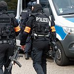 Gefahrenlage an Siegburger Realschule - angeblich Waffe gesichtet