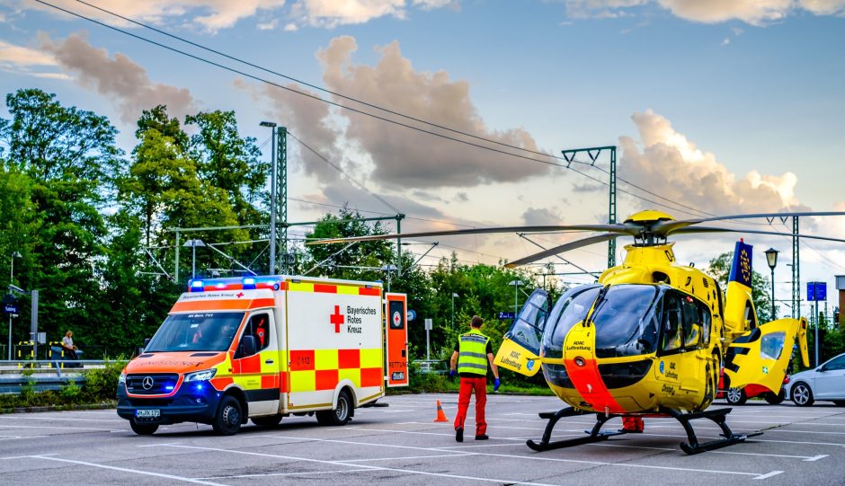 Blaulicht Notarzt Hubschrauber Rettungswagen