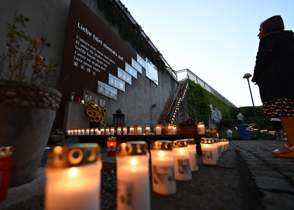 Nacht der Lichter in Duisburg - 13 Jahre Loveparade-Katastrophe