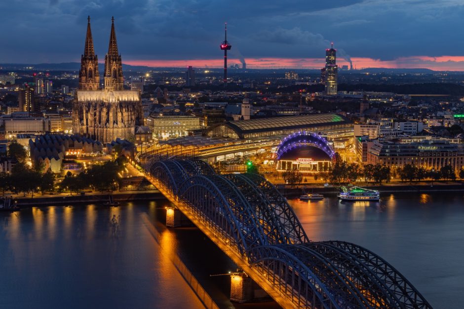 Köln bei Nacht Kölner Dom Rhein