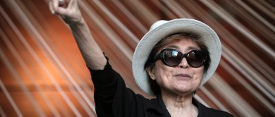 Yoko Ono wird 90