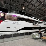 Messe Boot 2024 Meros Luxusyacht Sunseeker