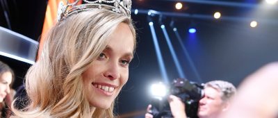 Die Polizeibeamtin Nadine Berneis aus Stuttgart ist die neue "Miss Germany". Foto: dpa/Ulu Deck