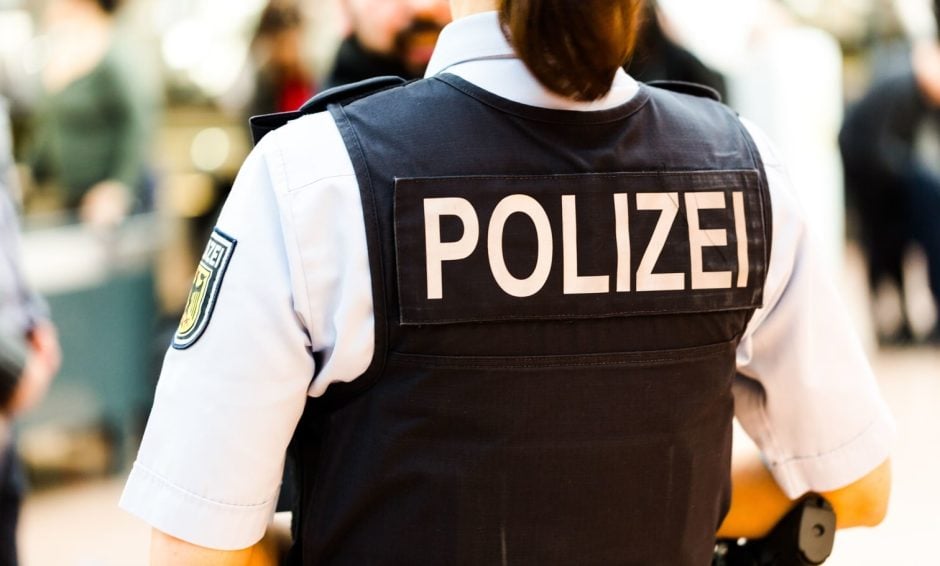 Polizei Polizistin symbol platzhalter